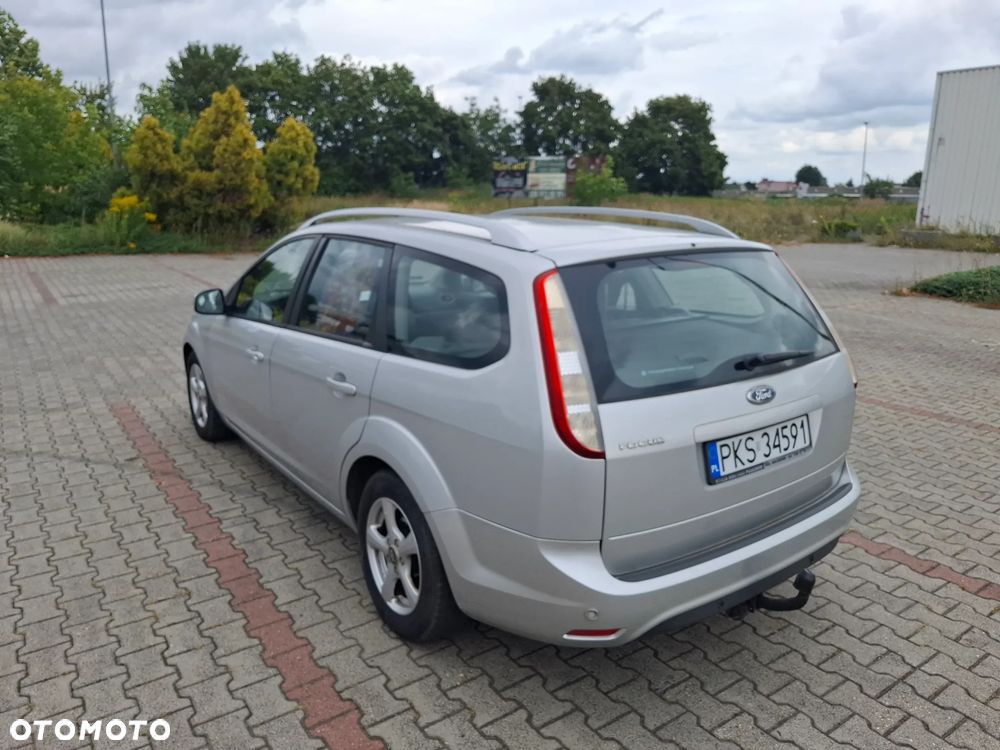 Ford Focus 1.6 Comfort - 5