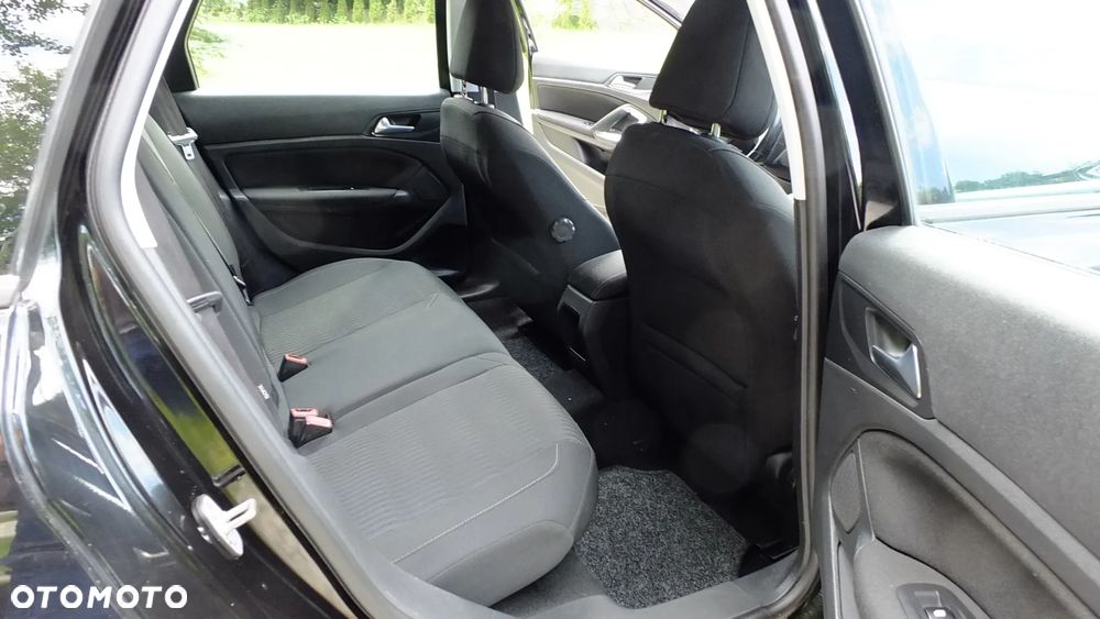 Peugeot 308 1.6 HDi Active - 17