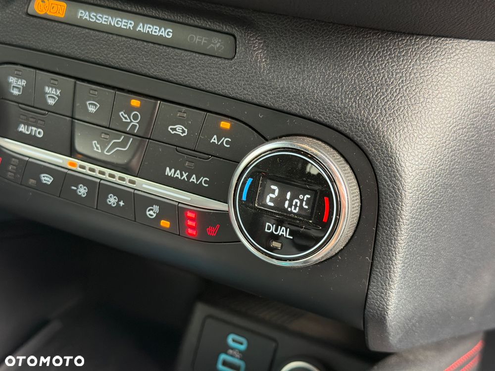 Ford Kuga 2.5P PHEV FWD ST-Line X - 9