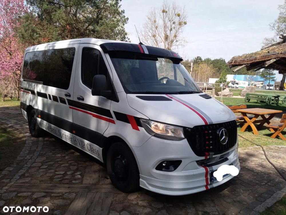 Mercedes-Benz Sprinter 907.221 - 6