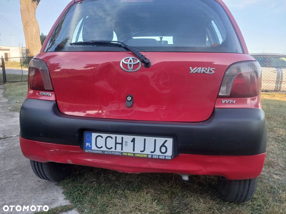 Toyota Yaris - 8