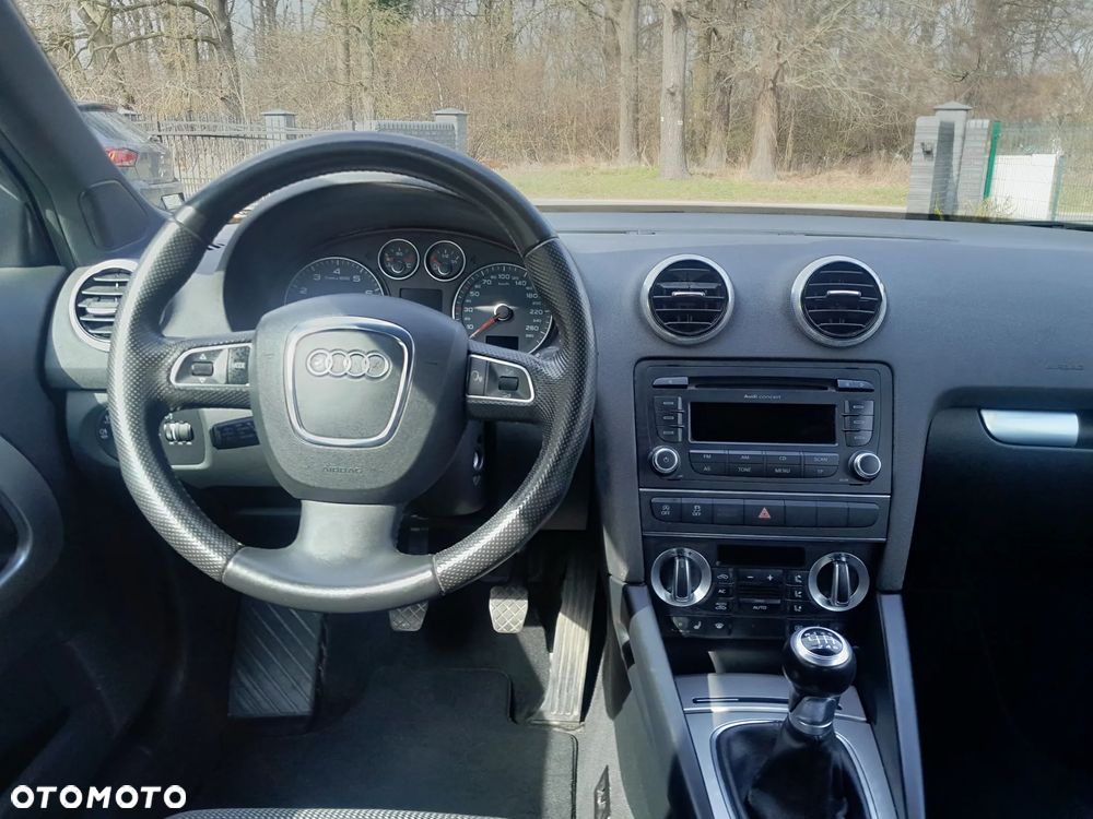 Audi A3 3-drzwiowe 1.4 TFSI Attraction - 12