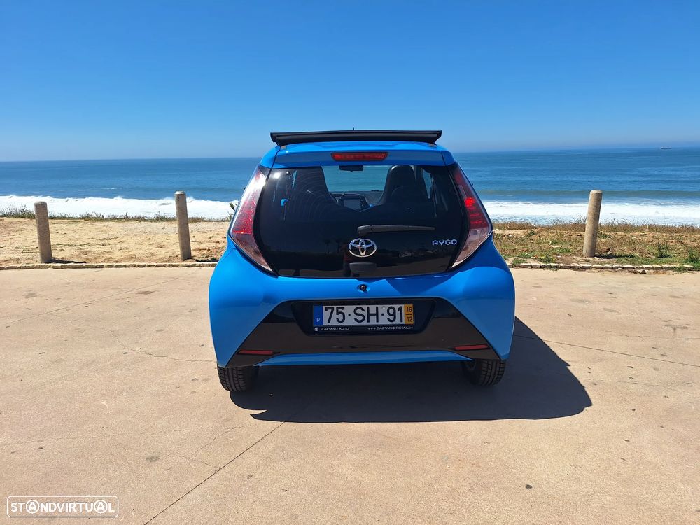 Toyota Aygo 1.0 X-Wave - 4