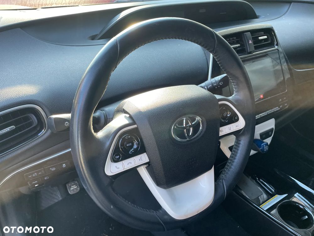 Toyota Prius Hybrid - 26