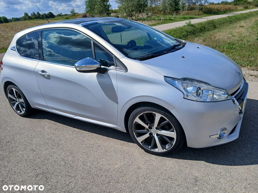 Peugeot 208 e-HDi 115 Stop&Start Allure - 2