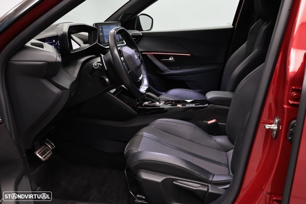 Peugeot 2008 1.2 PureTech GT Line EAT8 - 25