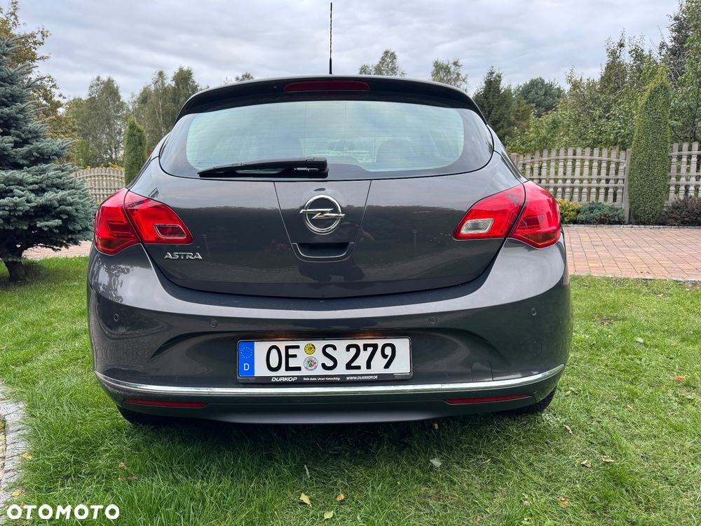 Opel Astra 1.4 Turbo Design Edition - 24
