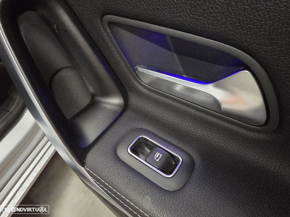 Mercedes-Benz A 180 d 7G-DCT Progressive - 32