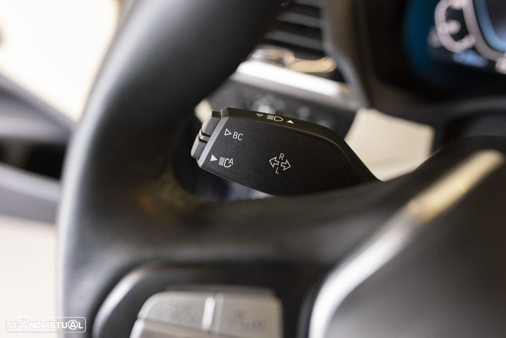 BMW iX3 Inspiring - 42