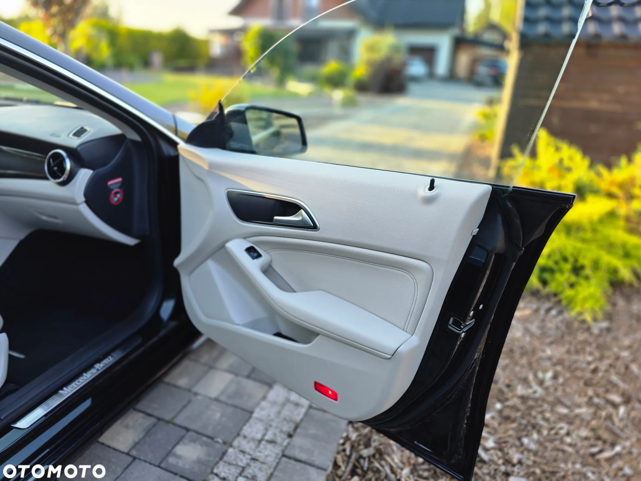 Mercedes-Benz CLA 200 CDI - 11