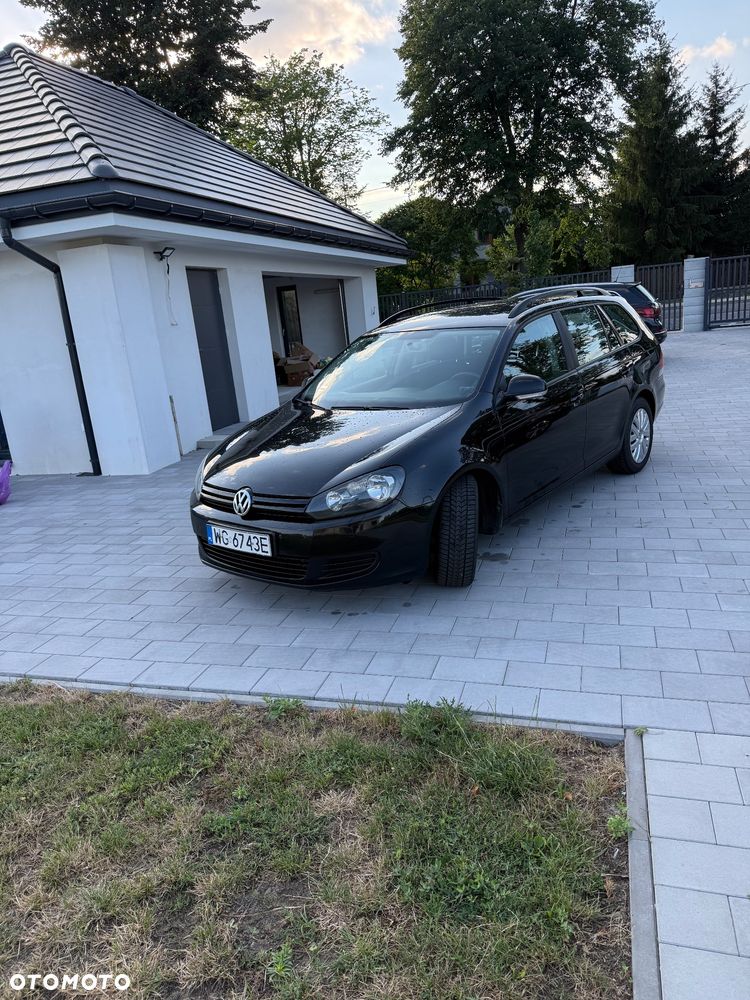 Volkswagen Golf - 1