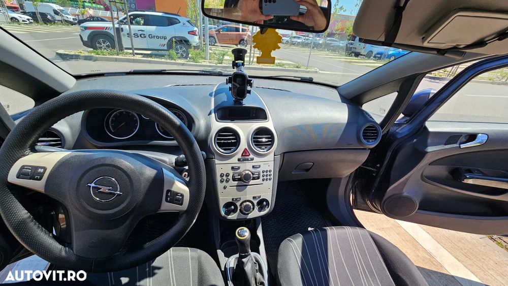 Opel Corsa - 8