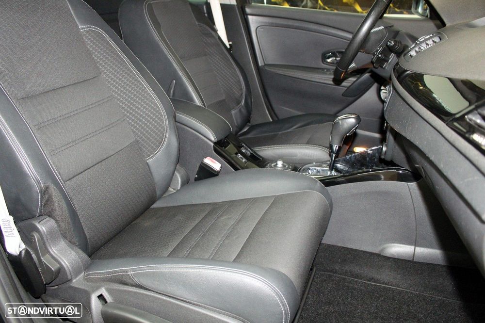 Renault Mégane 1.5 Blue dCi Bose Edition EDC - 34