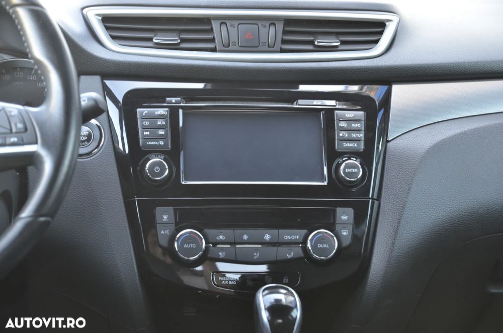 Nissan Qashqai 1.6 DCI Xtronic TEKNA+ - 15
