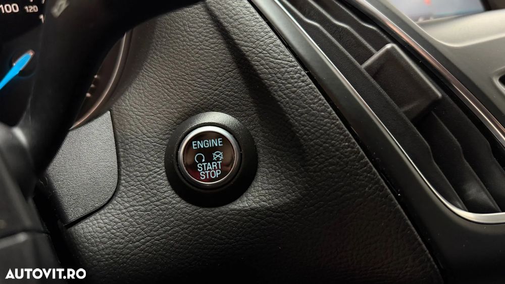 Ford Focus 1.0 EcoBoost Titanium - 27