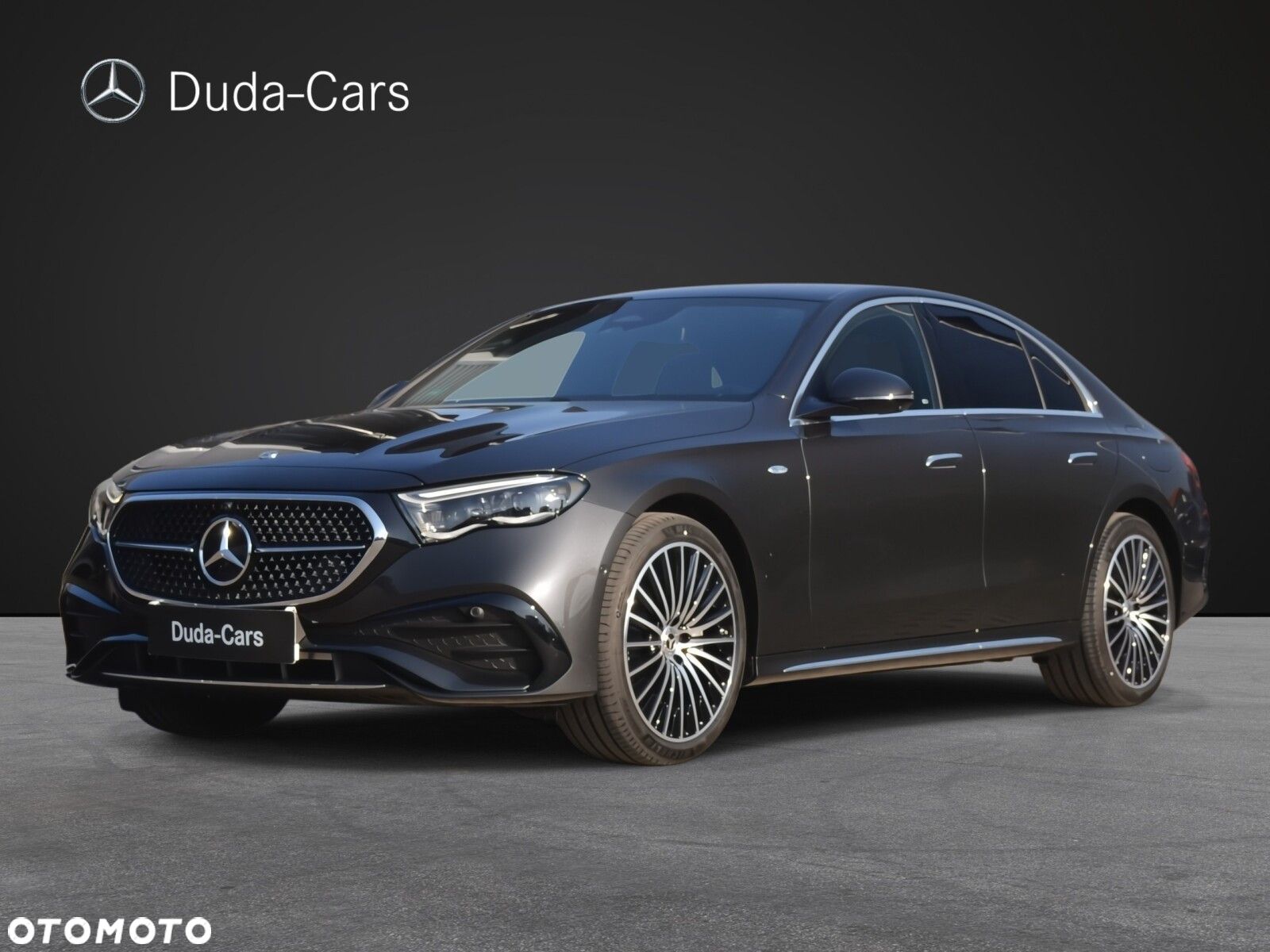Mercedes-Benz Klasa E 300 PHEV 4-Matic AMG 9G-Tronic - 1