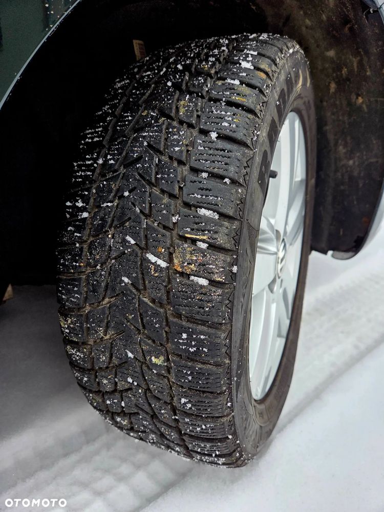 Volkswagen Touran 2.0 TDI DPF Highline DSG - 31