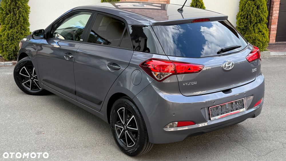 Hyundai i20 - 10