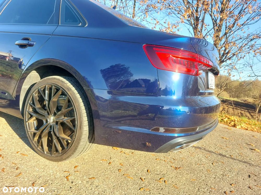 Audi A4 Limousine - 8