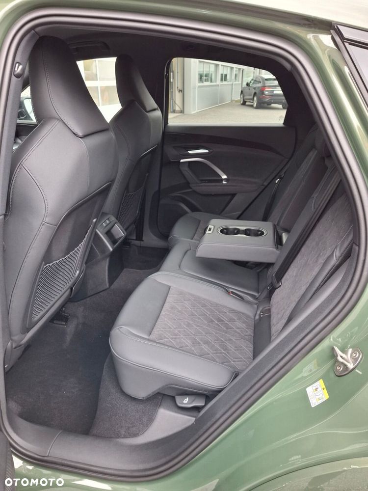 Audi Q5 Sportback - 14