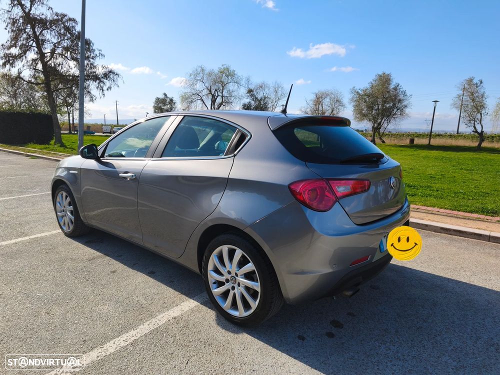 Alfa Romeo Giulietta 1.6 JTDM Super - 6