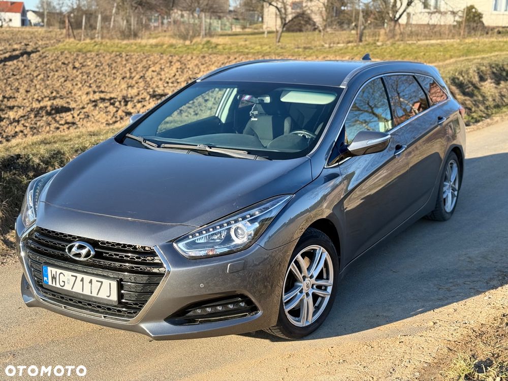Hyundai i40 Kombi blue 1.7 CRDi Premium - 2