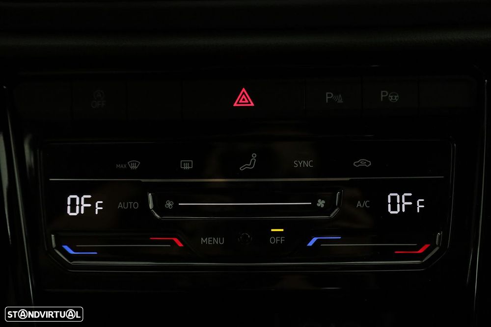 VW T-Roc 1.5 TSI Black Style DSG - 11
