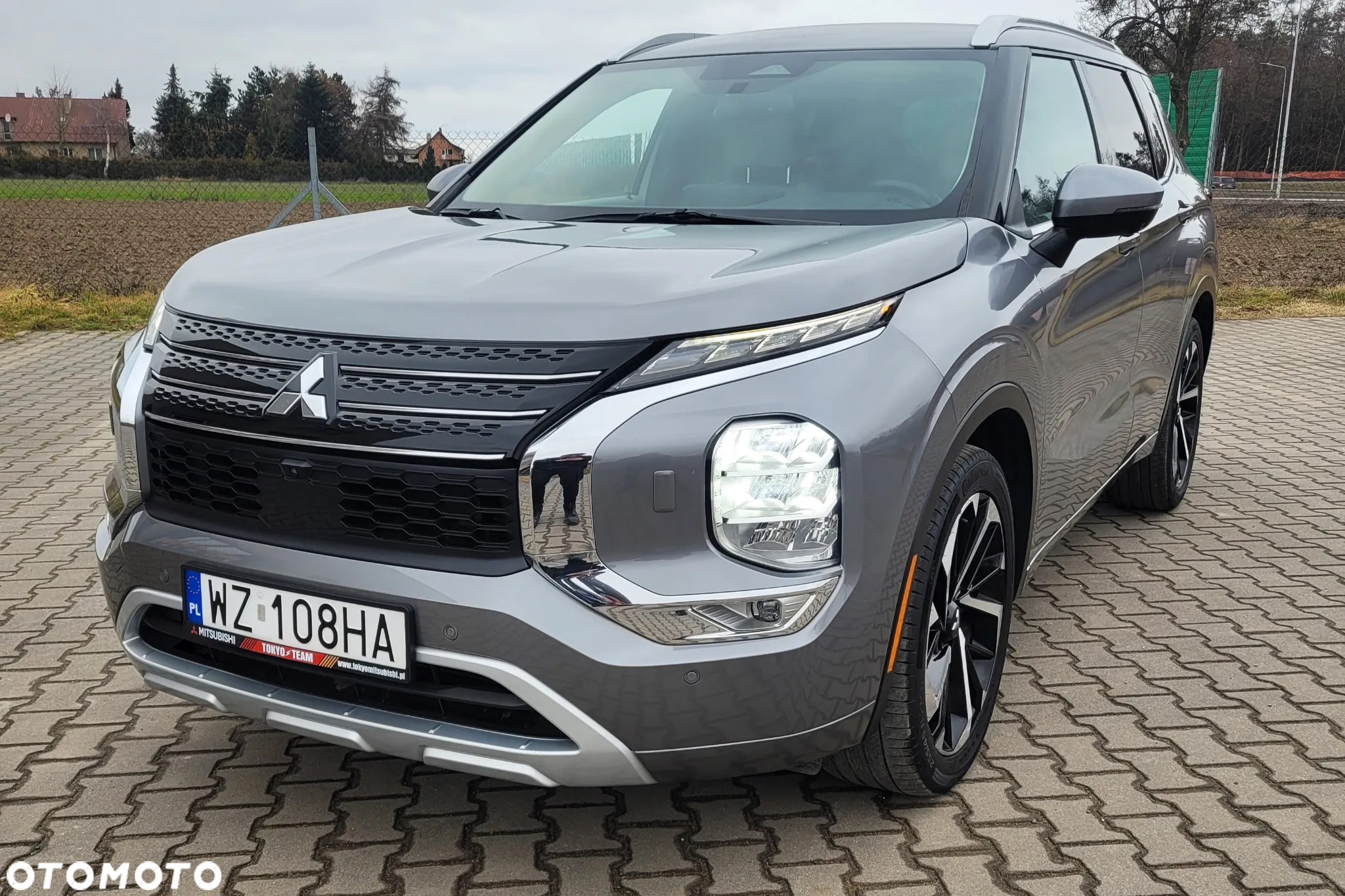 Mitsubishi Outlander - 7