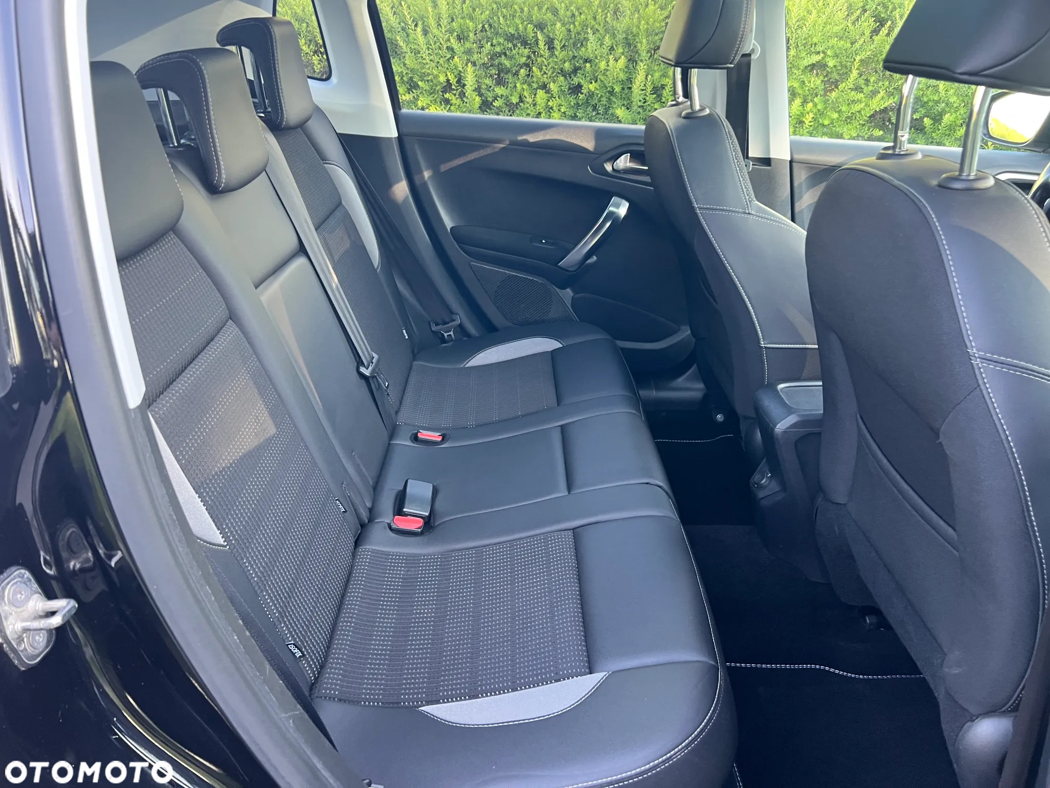 Peugeot 2008 - 34