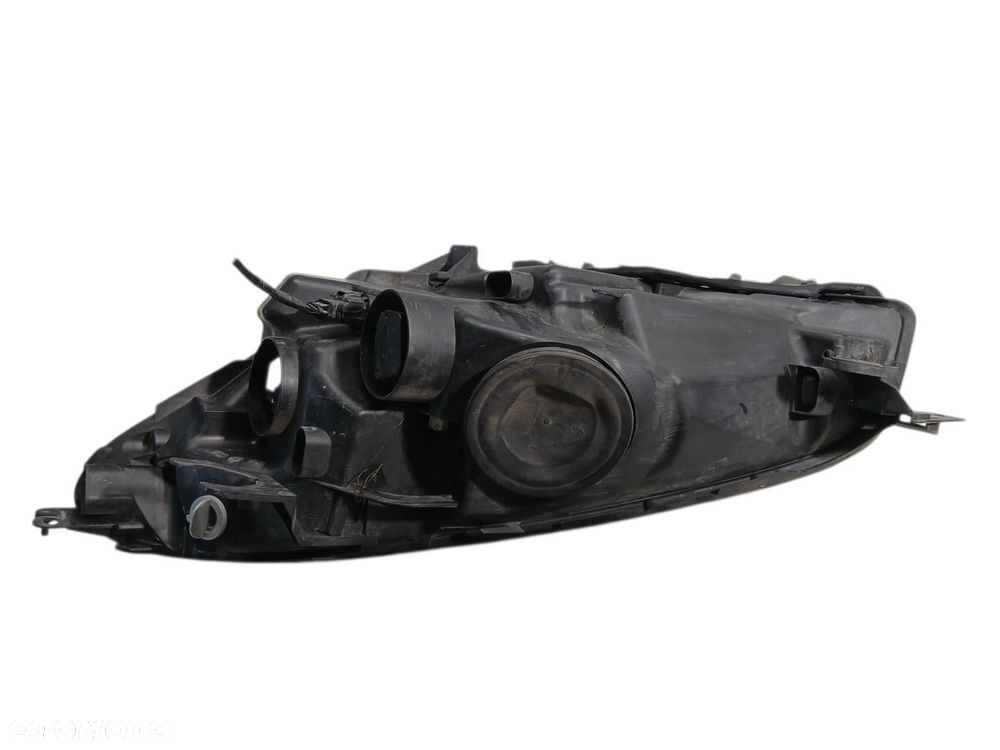 LAMPA PRAWA PRZEDNIA PRZÓD CITROEN C4 GRAND PICASSO I - 3