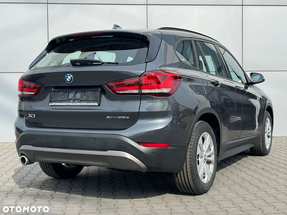 BMW X1 xDrive25e Advantage - 10