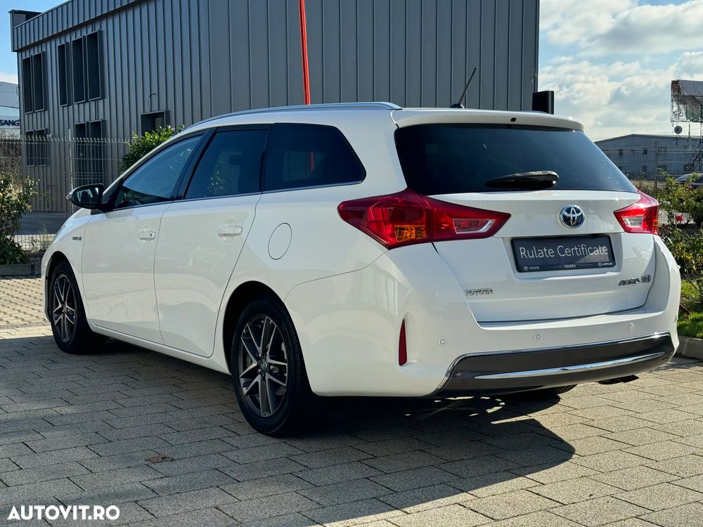 Toyota Auris 1.8 L VVT-i TS Hybrid Luna - 5