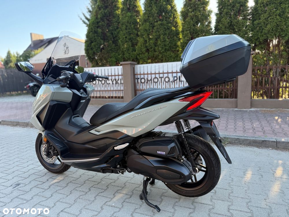 Honda NSS - 17