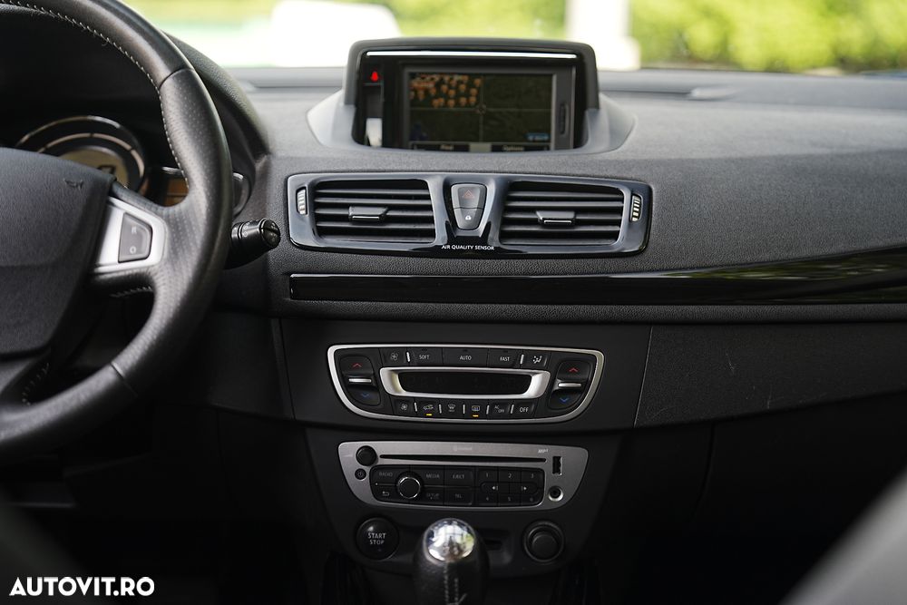 Renault Megane ENERGY TCe 130 Start & Stop Bose Edition - 13