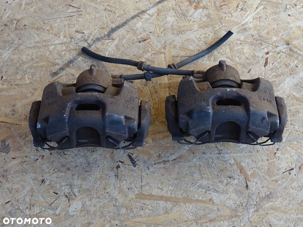 ZACISKI PRZEDNIE ZACISK HAMULCOWY PRZEDNI PRAWY LEWY OPEL VECTRA C SIGNUM 285mm 57/25 - 19