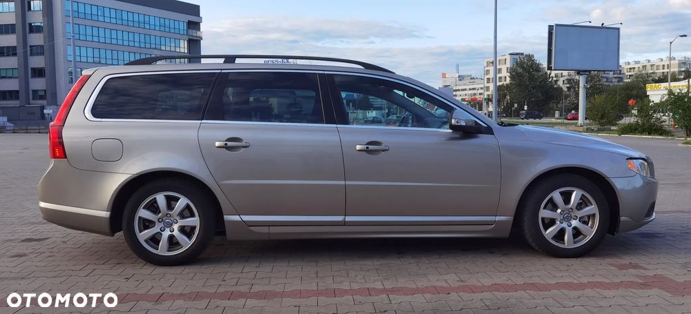 Volvo V70 1.6D DRIVe Momentum - 1