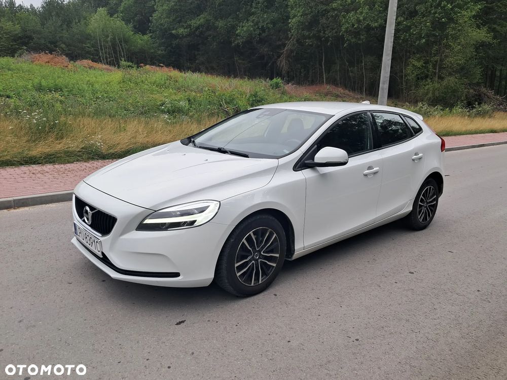 Volvo V40 D2 Momentum - 8