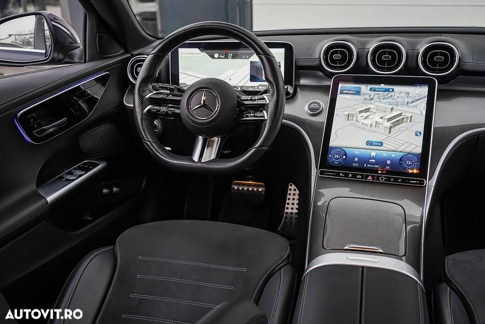 Mercedes-Benz C - 12