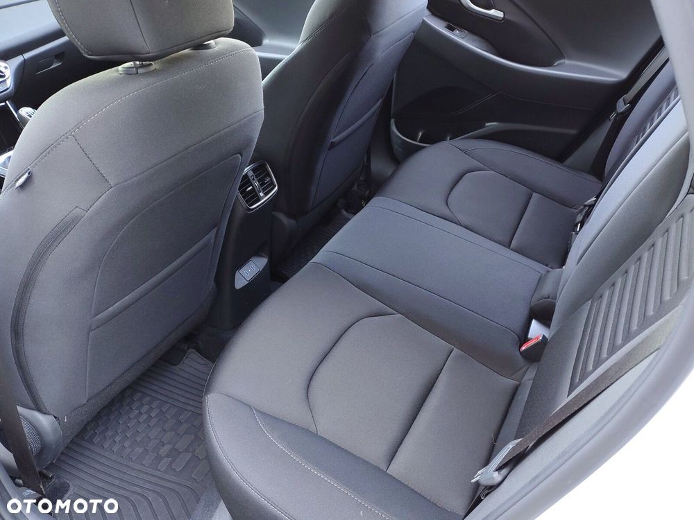 Hyundai i30 1.5 T-GDI 48V Smart - 27