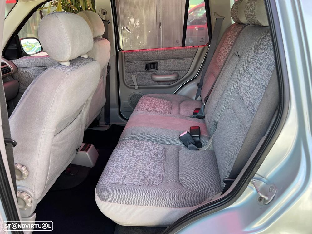 Land Rover Freelander 2.0 di - 15