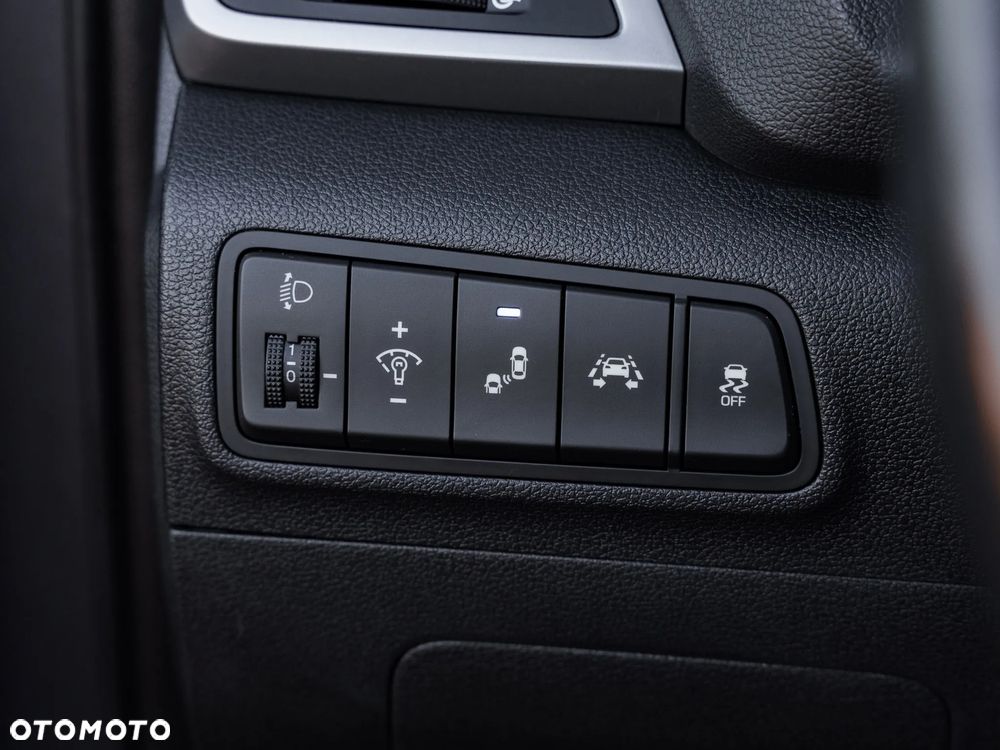 Hyundai Tucson blue 1.7 CRDi 2WD DCT Style - 32