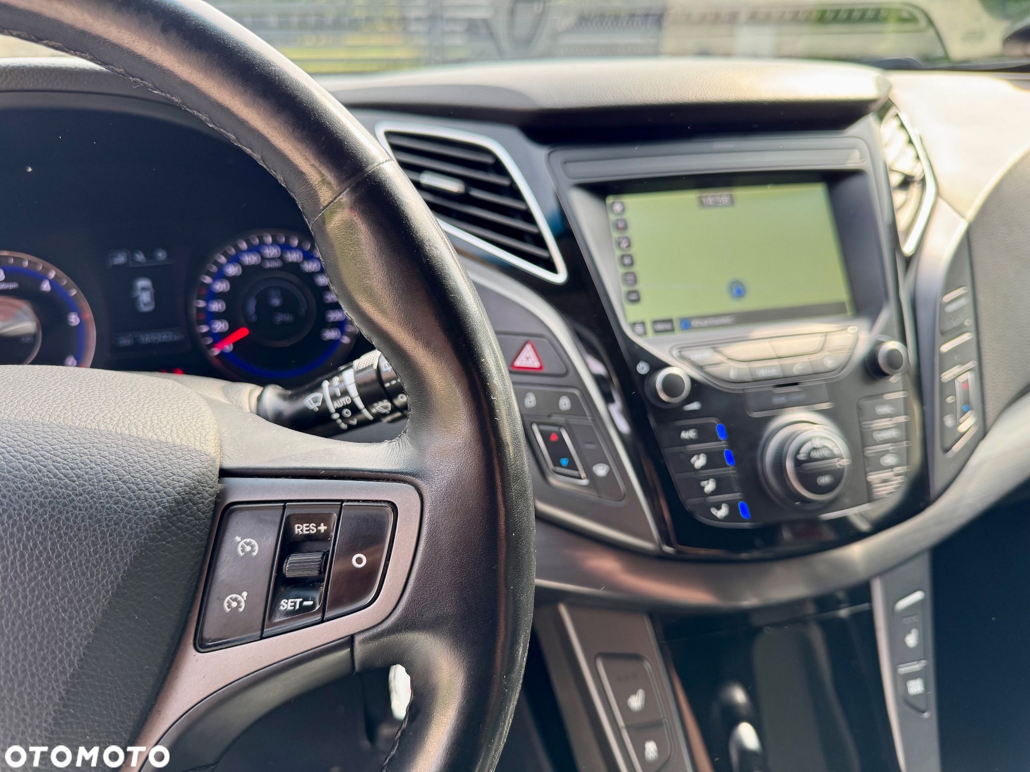Hyundai i40 Kombi 1.7 CRDi Premium - 17