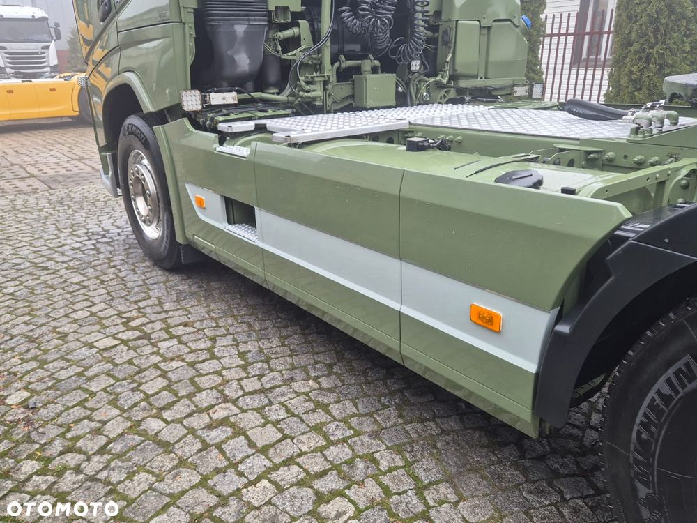 Volvo FH GLOBETROTTER - 14