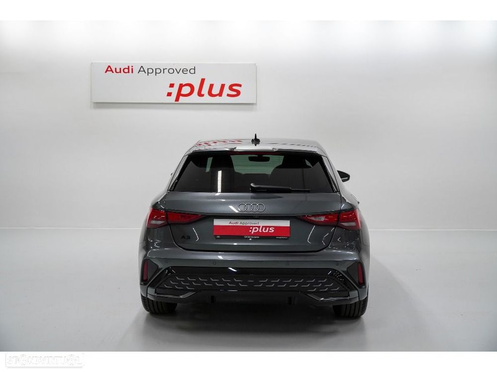 Audi A3 Sportback 30 TDI S line - 10