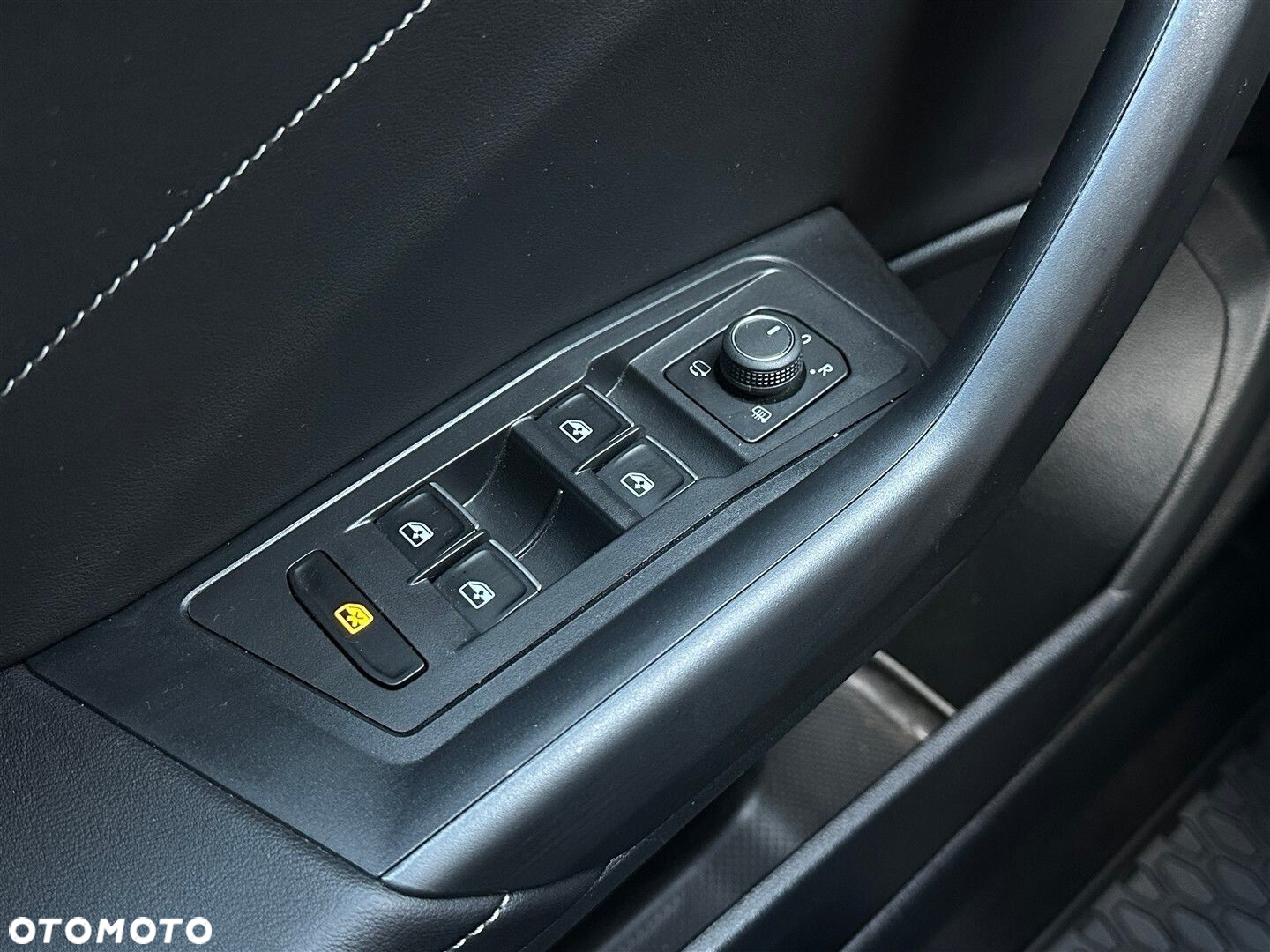 Volkswagen T-Roc 1.5 TSI Style DSG - 15