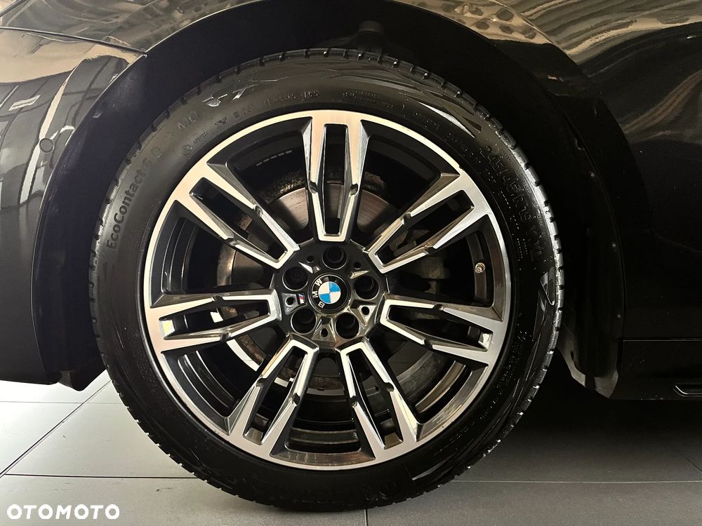 BMW Seria 5 520d mHEV M Sport - 34