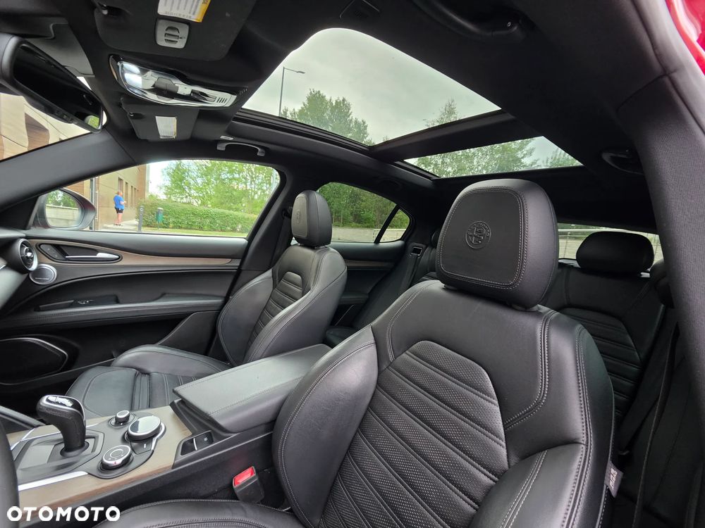 Alfa Romeo Stelvio 2.0 Turbo 16V AT8-Q4 First Edition - 23