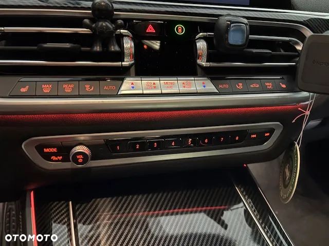 BMW X5 xDrive30d - 29
