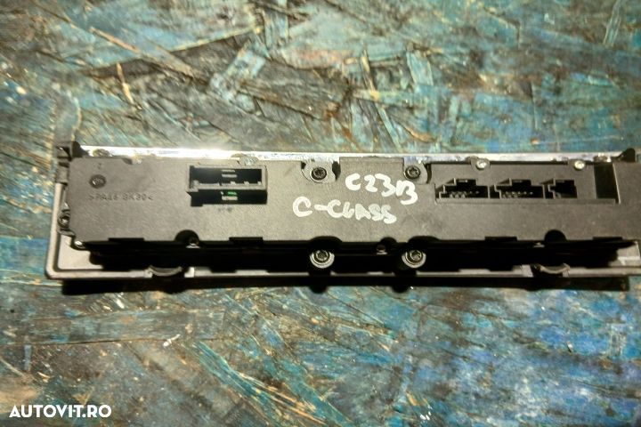 Buton avarie 2038215281 2038215281 Mercedes-Benz C-Class W203/S203/CL - 2