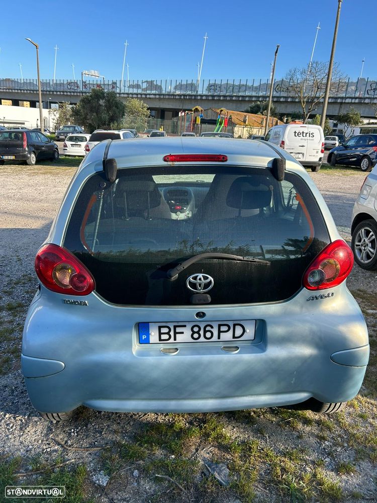 Toyota Aygo 1.0 - 15
